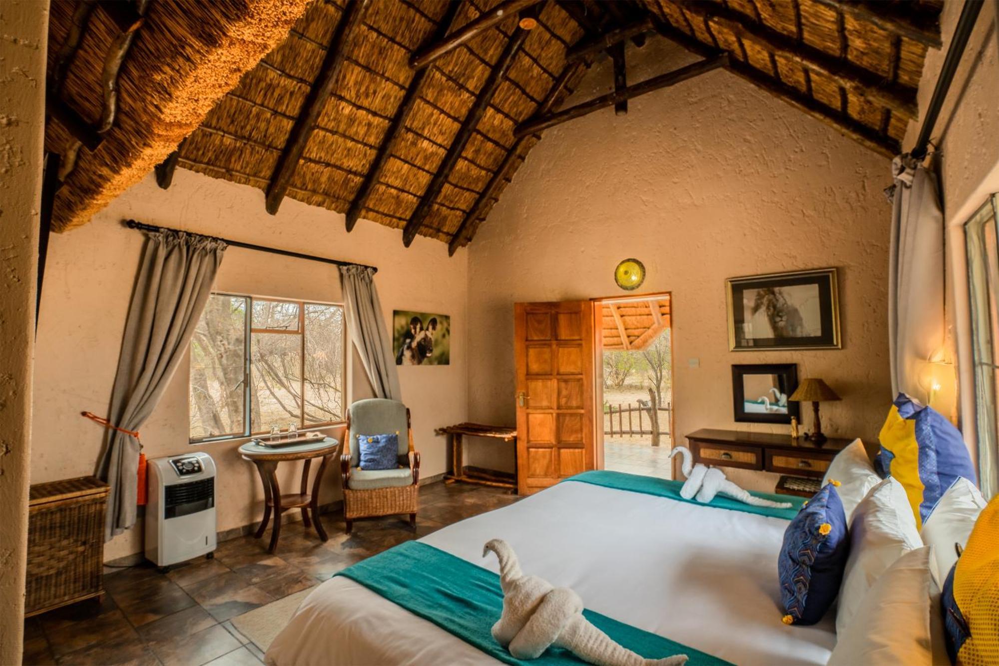 Grassland Safari Lodge Ghanzi Bagian luar foto