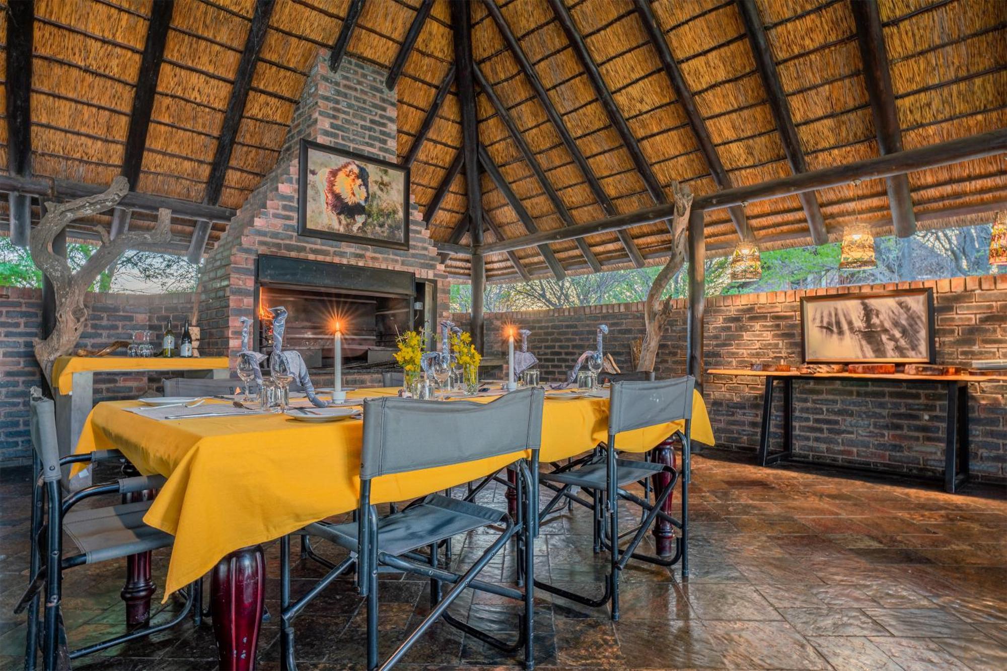Grassland Safari Lodge Ghanzi Bagian luar foto